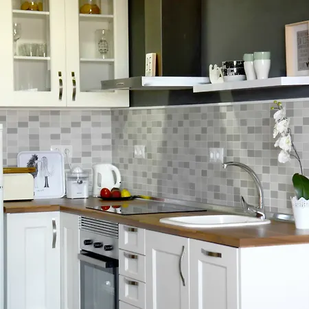 Duquesa Apartment *